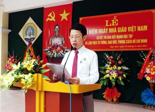 Báo cáo khen thưởng.JPG